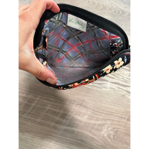 Vera Bradley Wristlet Pouch Bag Wallet floral Print like new with zipper makeup - Picture 3 of 3